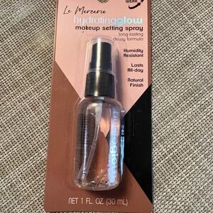 Hydrating Glow Makeup Setting Spray